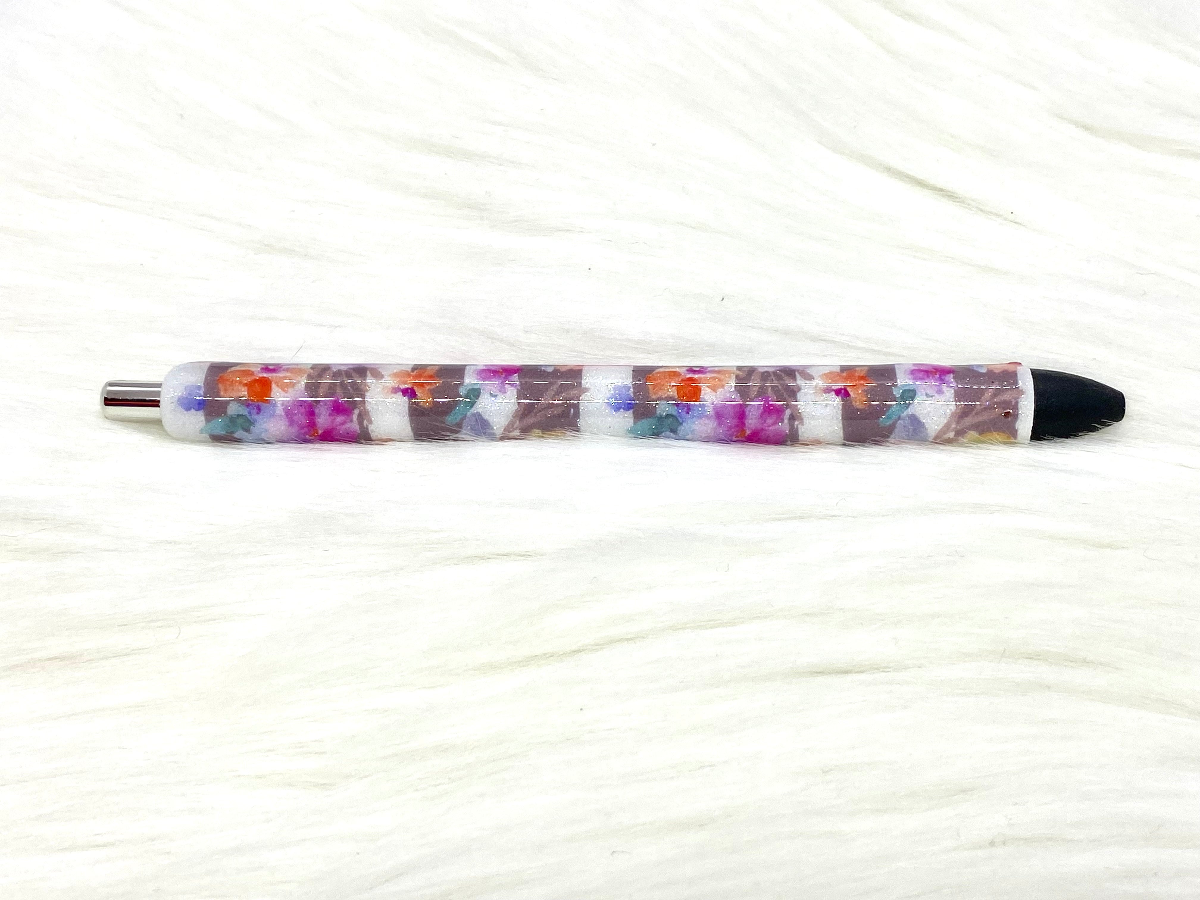 Floral striped pen